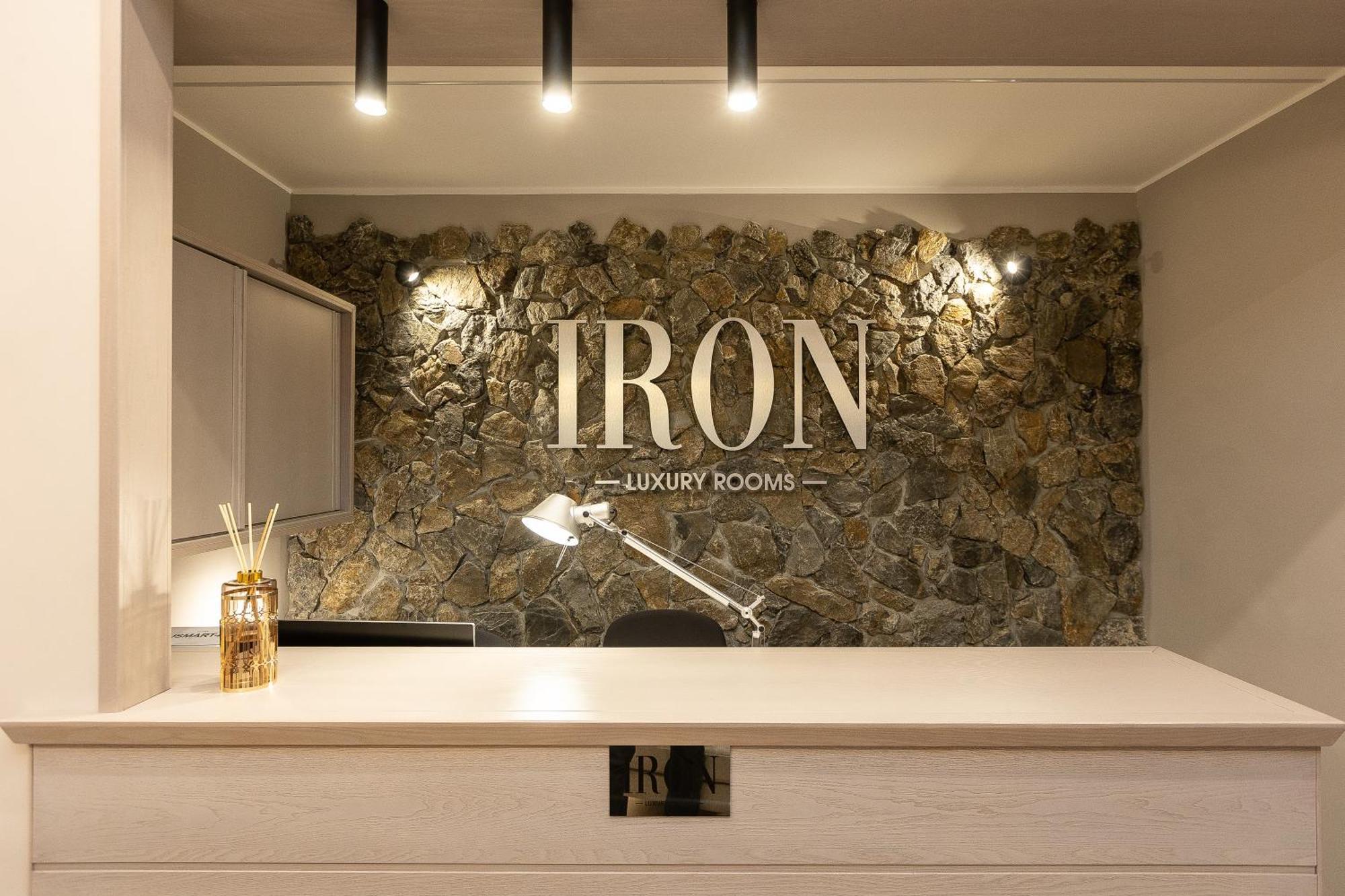 Iron Luxury Rooms Rom Exterior foto
